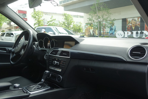 Mercedes-Benz Clase C 1.8 180 Cgi At
