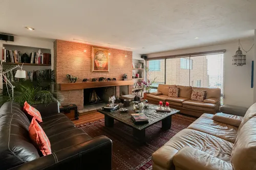 Apartamento En Venta En Los Rosales. Cod V1139
