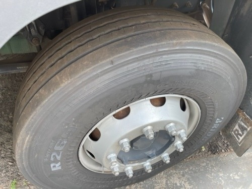 Imagem 4 de 12 de Volvo Fh 540 6x4 Bug Leve Shift Ano 2013/2014 Unico Dono.