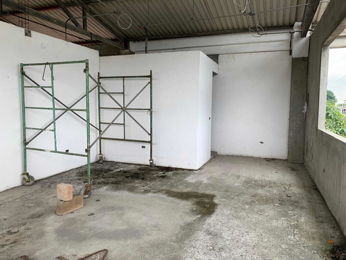 Imagen 4 de 22 de Vendo Empresa Fundada En 1993 Edificio De Oficinas, Bodega..