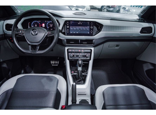 Volkswagen T-Cross 1.4 250 TSI TOTAL FLEX HIGHLINE AUTOMÁTICO