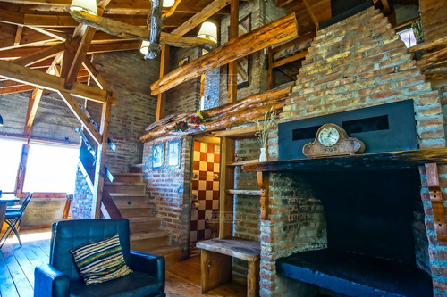 Casa En Venta En Villa Campanario, Bariloche, Patagonia