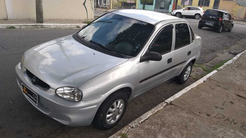 Gm Corsa Sedan A Vista 8900 Aceito Cartão E Financio