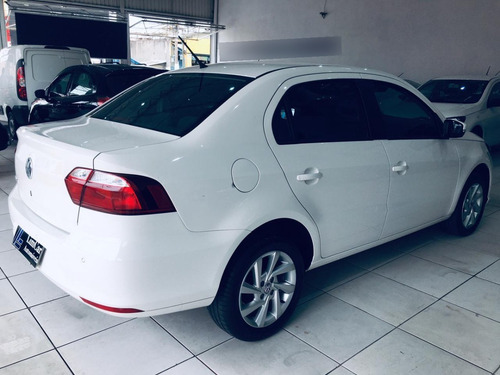 Imagem 11 de 19 de Volkswagen Voyage 1.6 2019 Completo