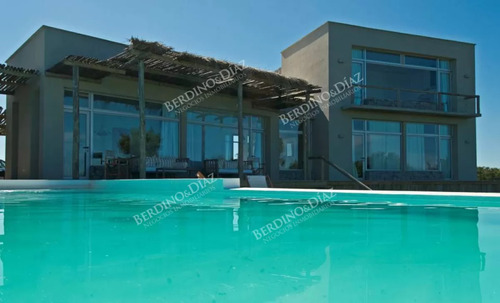 Chacra A Estrenar En Venta En Medellin Jose Ignacio Frente Al Mar