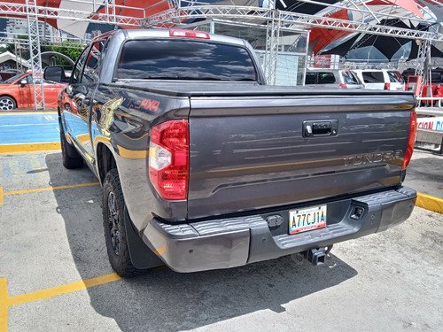 Toyota Tundra Trd Off Road.