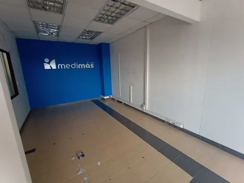 Local En Arriendo En Sector Av 30 De Agosto/pereira (48518).