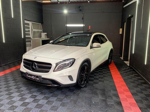 Mercedes-Benz Classe GLA 1.6 Vision Turbo Flex 5p