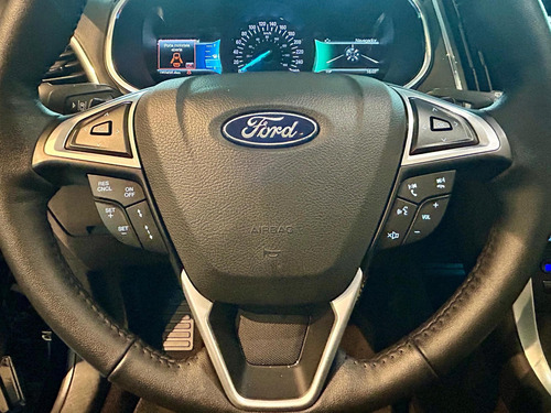 Ford Edge TITANIUM 3.5 V6 AWD. Revisões Autorizada