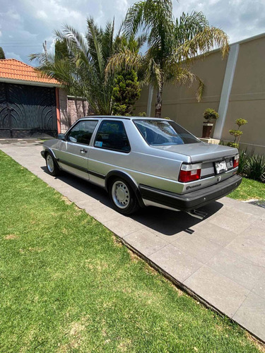 Imagen 6 de 10 de Volkswagen Jetta Cl Coupe