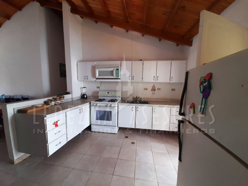 Imagen 3 de 11 de Ledezma Asesores Vende Casa En Villa Africana
