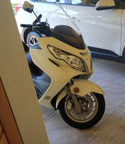 Imagem 2 de 2 de Suzuki Burgman 400