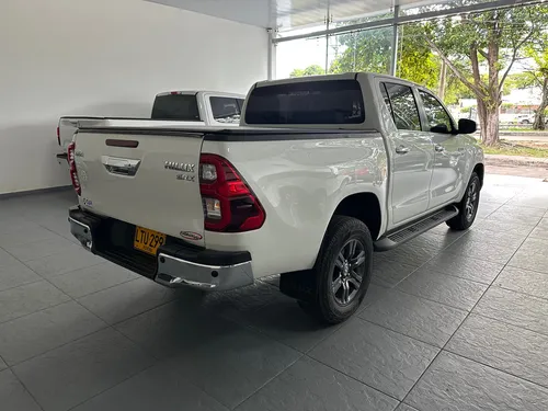 Toyota Hilux 4.0