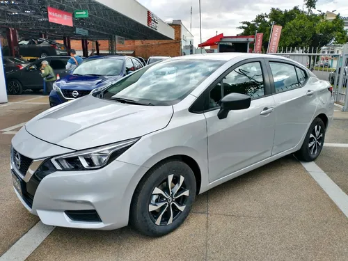 Nissan Versa 1.6 Sense