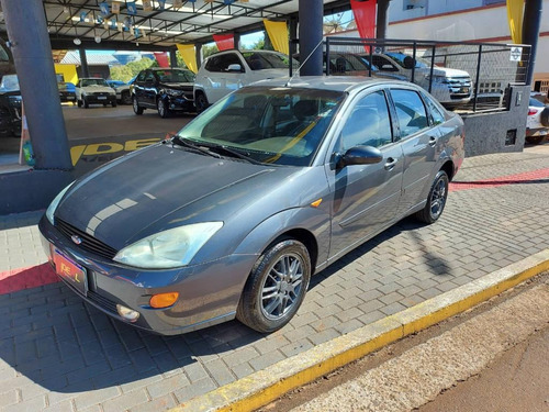 Imagem 2 de 13 de Ford Focus Ghia 2.0 Lfc