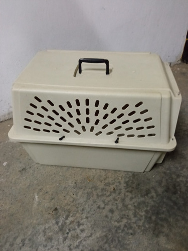 Imagen 2 de 4 de Kennel Marca Petmate Para Traslado De Mascota