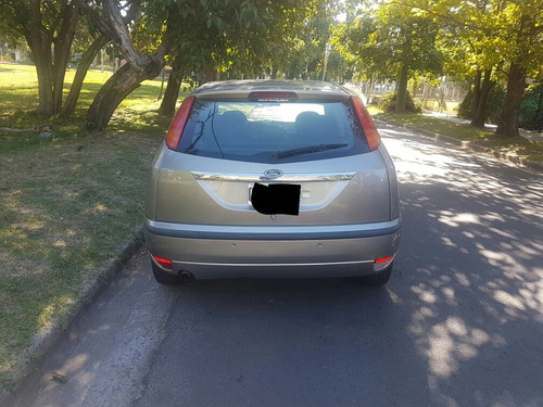 Ford Focus 1.6 Ambiente Mp3