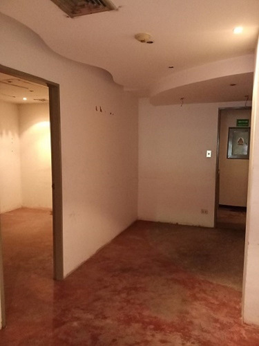 Local Comercial En Venta En C.c. Buenaventura