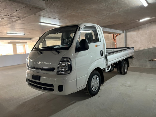 Kia K2500 Cabina Simple Con Caja 2024 Stock Fisico