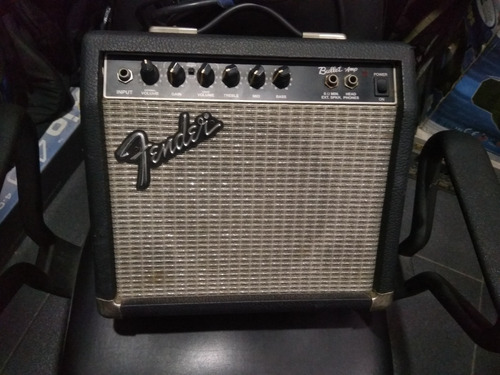 Fender Bullet 2-channel 15-watt 1x8  Made Usa