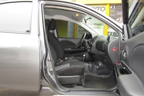 Nissan March 1.6 Sense At
