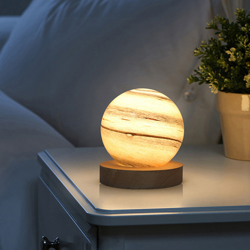 Lámpara De Mesita De Noche Recargable Por Usb Planet Night L