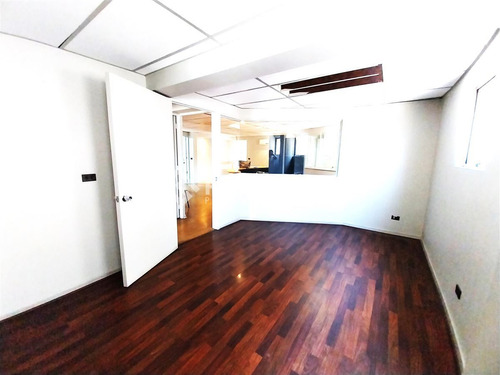 Oficina En Venta En Providencia Metro Los Leones