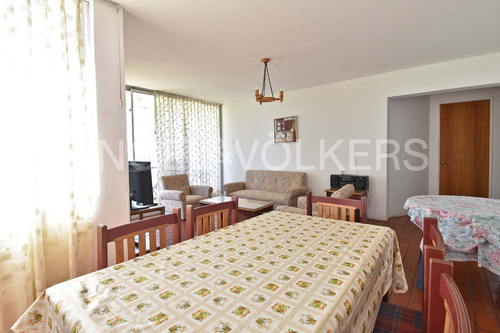 Se Vende Departamento En La Avenida Del Mar