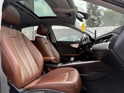 Audi A4 2.0 T Select 190hp Dsg