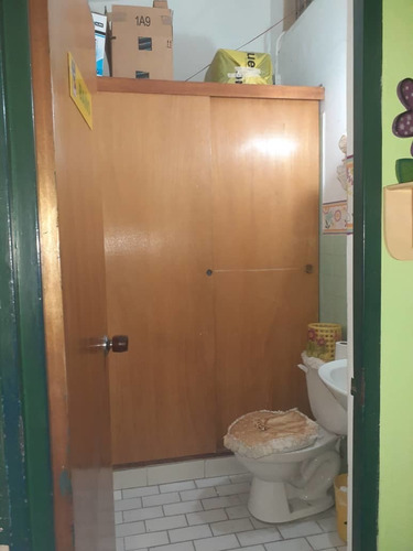 Imagen 20 de 30 de Amplia Casa En Venta La Esmeralda