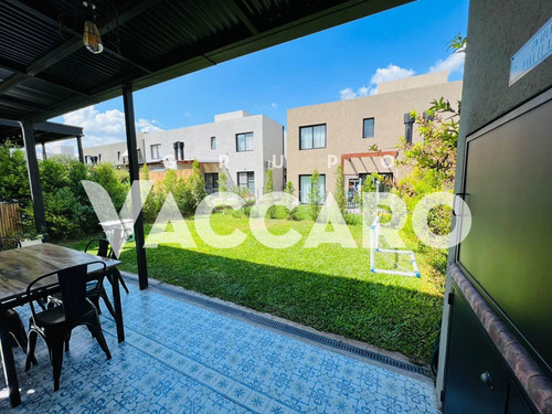 Imagen 17 de 25 de Hermosa Casa En Barrio Cerrado