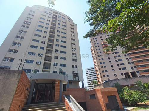 Apartamento En Venta En La Urb Los Mangos Con Planta Electrica Y Pozo Fmp