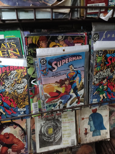 100 Cómics Envío Gratis Varios Súper Héroes Varios (Usado)