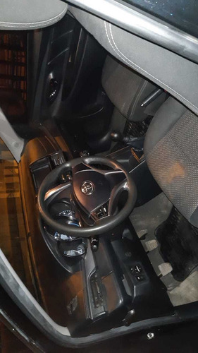 Imagen 3 de 4 de Toyota Yaris Gli 1.3m/t