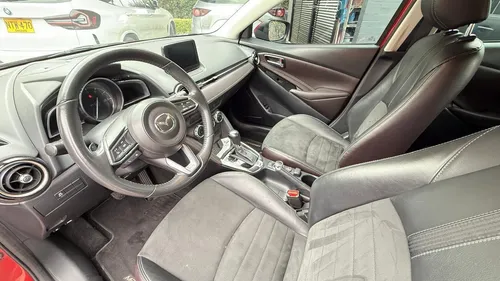 Mazda 2 GRAND TOURING LX