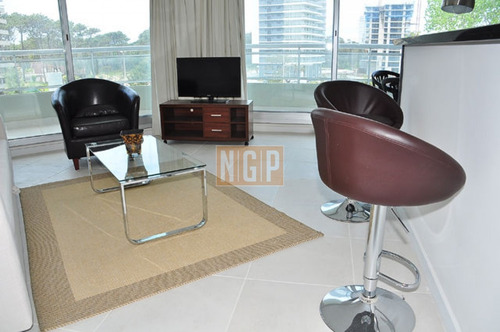 Edificio Ocean Drive !!!! Excelentes Servicios- Ref: 4212