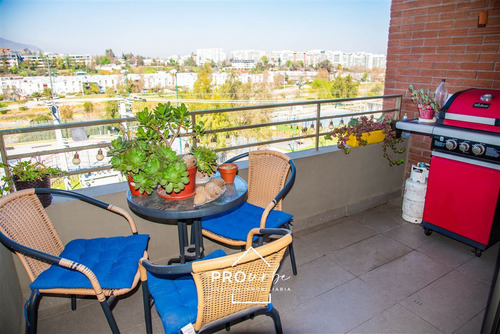 Depto En Venta De 2 Dorm. 2 Baños, 2 Estac.en Lo Barnechea
