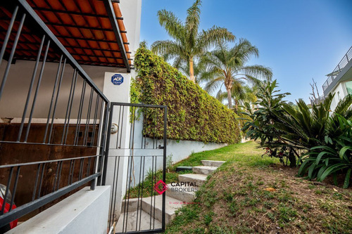 Casa En Venta De Lujo Bugambilias Zona Sur