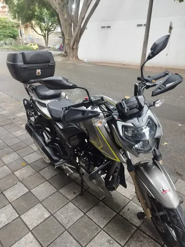 Apache 200