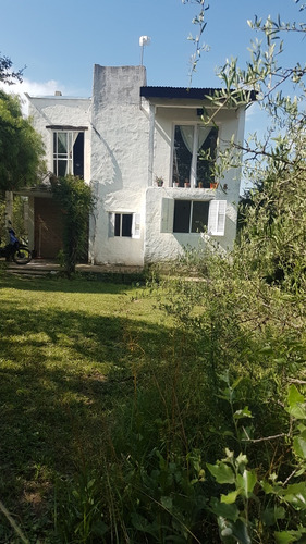 Excelente Propiedad En Santa Rosa De Calamuchita, Casa + Terreno