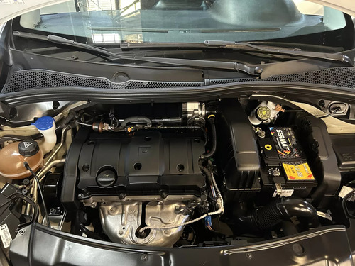 Peugeot 208 1.6 Feline