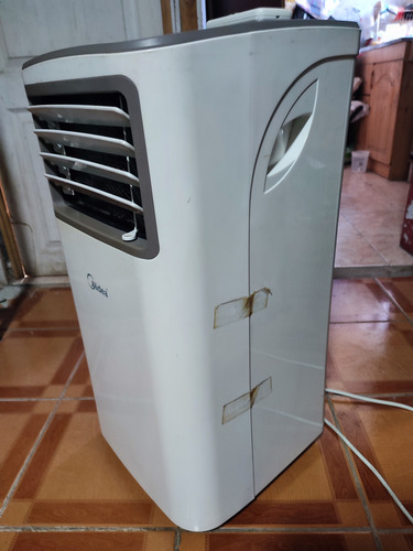 Aire Acondicionado Portátil Midea 9000 Btu (Usado)