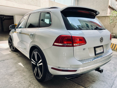 Volkswagen Touareg 3.0 V6 Tdi At