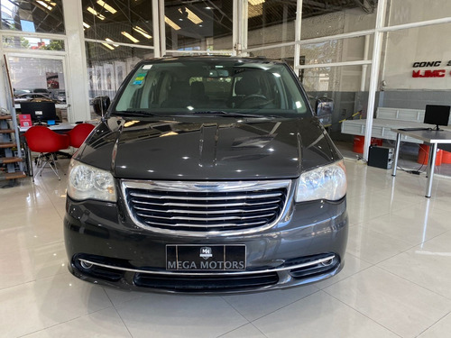 Imagen 4 de 16 de Chrysler Town & Country