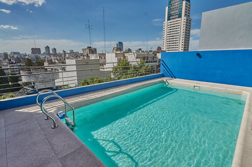 Semipiso 3 Ambientes Al Frente Con Gran Balcón, Terraza Y Pileta