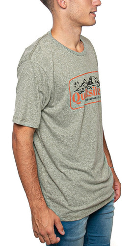 Imagen 2 de 3 de Remera Mountain Quiksilver Fluid Tienda Oficial