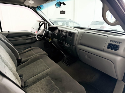 Ford F-250 XLT 3.9 4x2 Diesel TB
