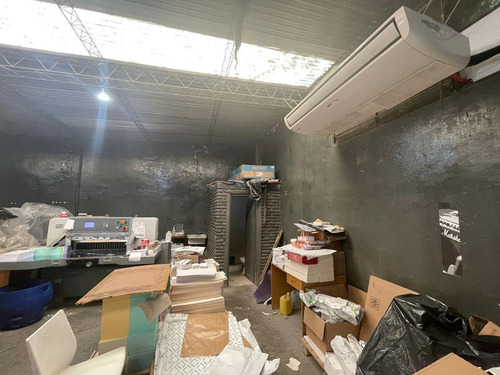 Imagen 15 de 16 de Galpón Comercial 241 M² S/ Colectora De Acceso Oeste - Ituzaingó