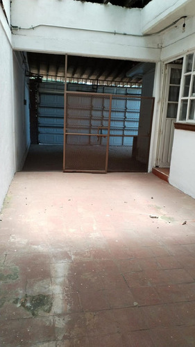 Casa En Venta En Colonia La Virgen, Metepec, Estado De México