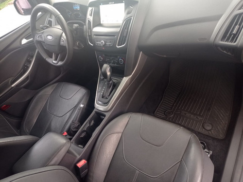 Ford Focus Se Plus Automatico 2.0 2019 5 Puertas Gris